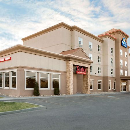 Days Inn & Suites By Wyndham Edmonton Airport Ледюк Екстер'єр фото